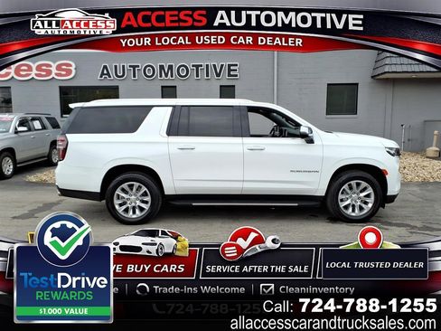 Used 2023 Chevrolet Suburban Premier RWD image 1