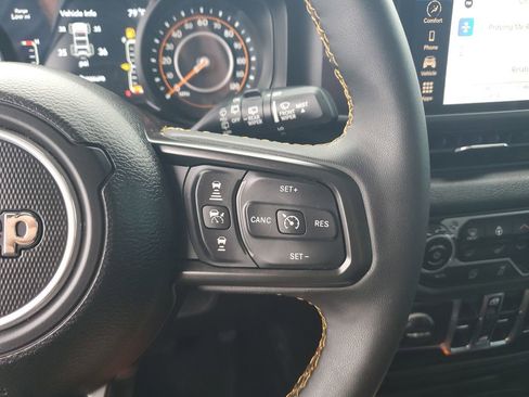 Used 2024 Jeep Wrangler Unlimited Sport AWD/4WD image 26