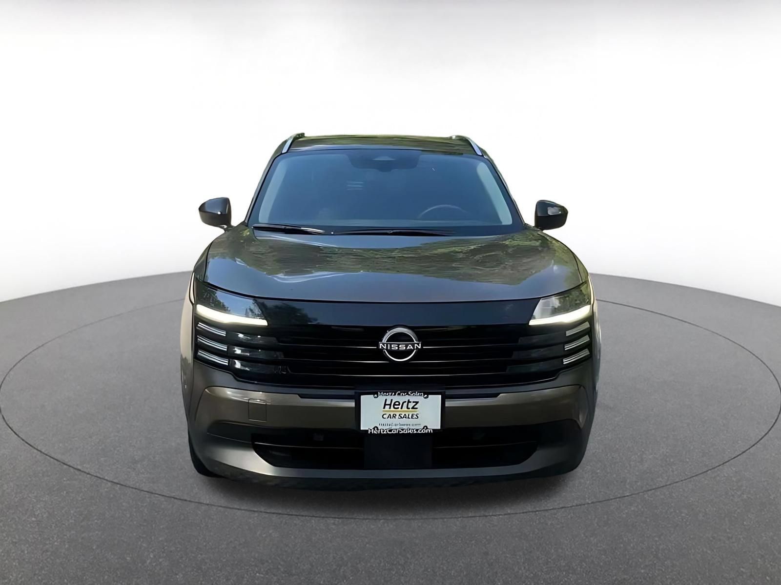 Used 2026 Nissan Kicks SV w/ Cold Weather Package FWD image 4
