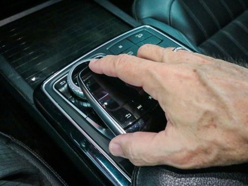 Used 2018 Mercedes-Benz GLE 350 4MATIC w/ Premium 1 Package image 20