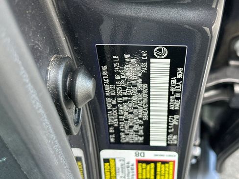 Used 2022 Lexus ES 300h w/ Accessory Package FWD image 27