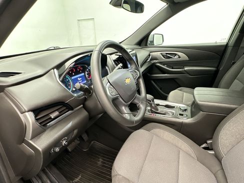 Certified 2023 Chevrolet Traverse LT AWD/4WD image 4