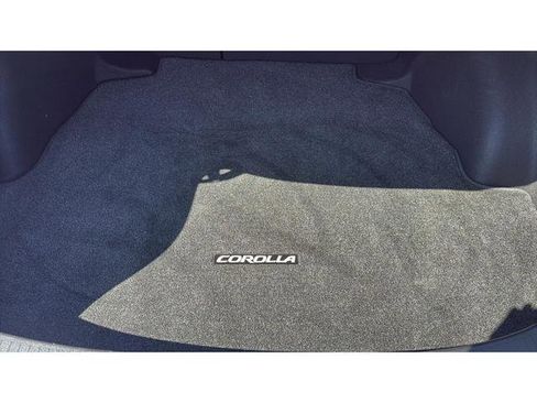 Used 2023 Toyota Corolla LE w/ LE Convenience Package FWD image 21