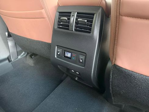 New 2026 Mitsubishi Outlander SEL image 27