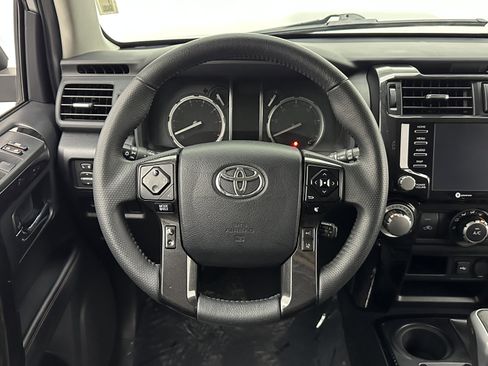 Used 2021 Toyota 4Runner TRD Off-Road Premium image 26