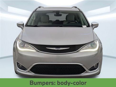 Used 2019 Chrysler Pacifica Limited image 11