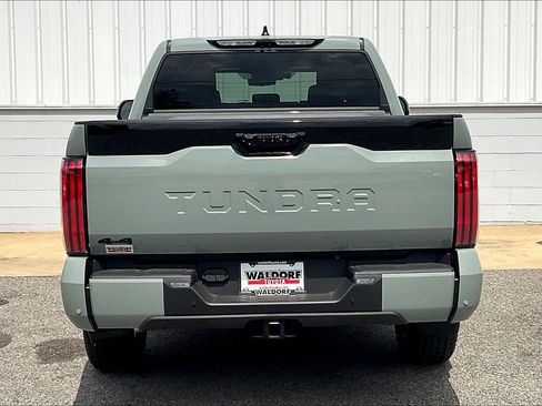 New 2025 Toyota Tundra Platinum image 5