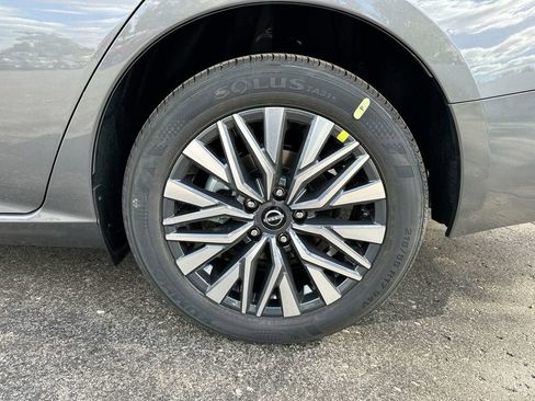 Used 2025 Nissan Altima 2.5 SV image 20