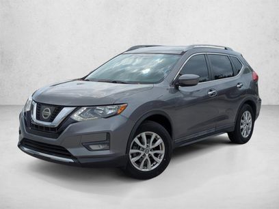 Used 2017 Nissan Rogue SV