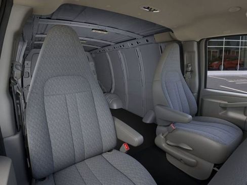 New 2025 GMC Savana 3500 w/ Driver Convenience Package RWD image 16