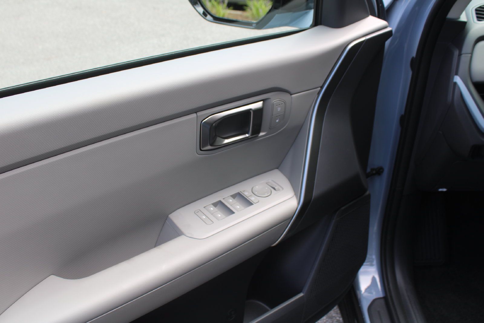 New 2027 Kia Seltos EX w/ EX Panoramic Sunroof Package FWD image 19
