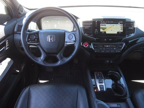 Used 2020 Honda Passport Touring image 18