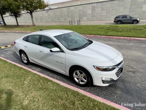 Used 2021 Chevrolet Malibu LS image 8