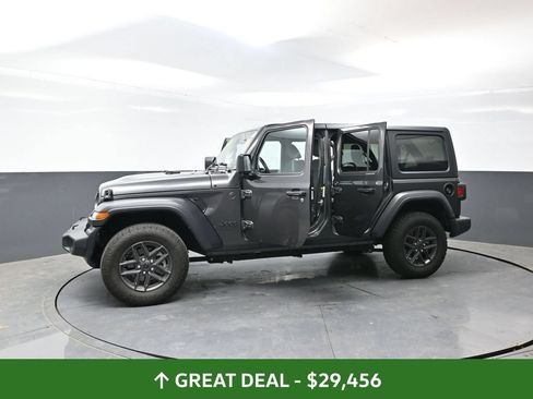 Used 2025 Jeep Wrangler Unlimited Sport AWD/4WD image 58