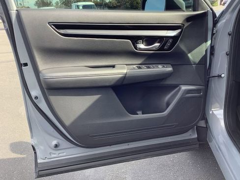 Used 2024 Honda CR-V EX-L image 9