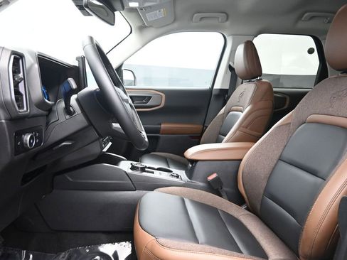 Used 2025 Ford Bronco Sport Outer Banks w/ Outer Banks Tech Package+ image 17