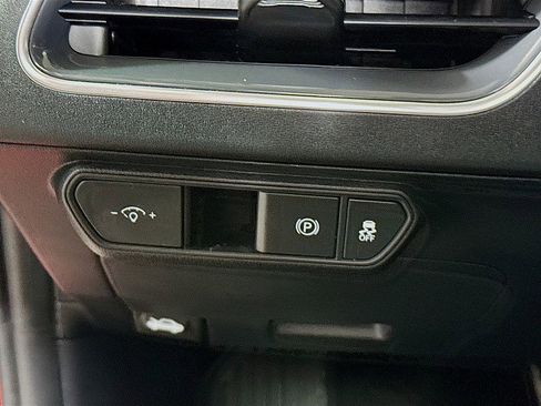 Used 2025 Kia K4 EX image 10