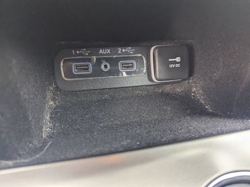 Used 2020 Jeep Grand Cherokee Laredo RWD image 21