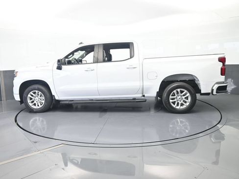Used 2024 Chevrolet Silverado 1500 RST RWD image 3