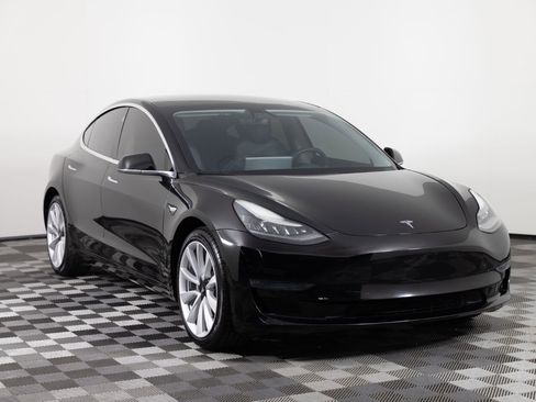 Used 2019 Tesla Model 3 Long Range image 10