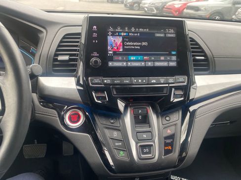 Used 2023 Honda Odyssey Touring image 17