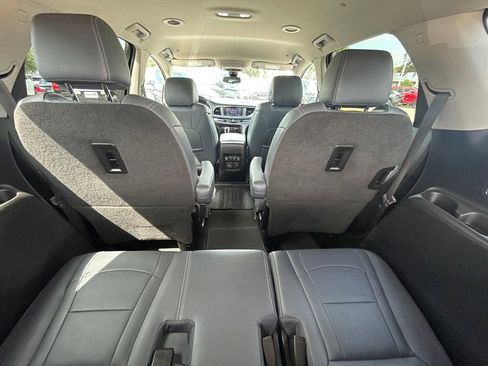 Used 2020 Buick Enclave Essence w/ Sound and Sites Package FWD image 14