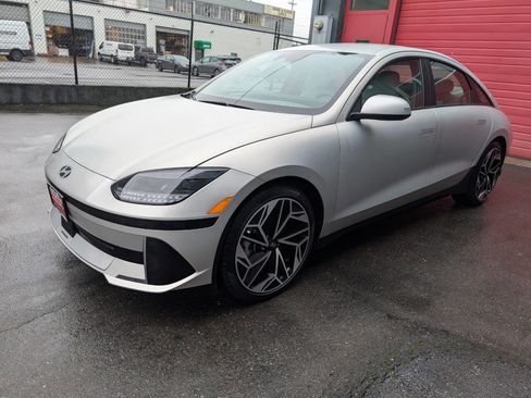 Used 2023 Hyundai Ioniq 6 SEL image 6