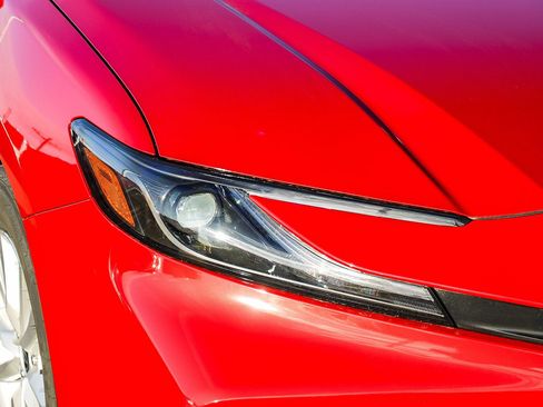 New 2026 Toyota Camry LE image 9