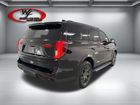 New 2026 Ford Expedition Platinum w/ Stealth Appearance Package AWD/4WD image 6