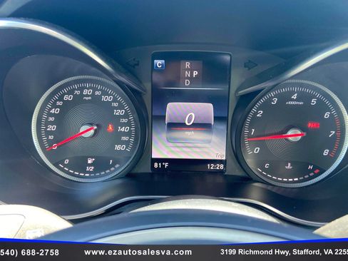 Used 2019 Mercedes-Benz GLC 300 4MATIC image 20
