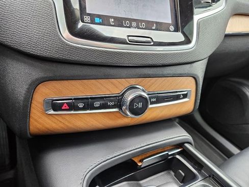 Used 2024 Volvo XC90 T8 Plus w/ Protection Package image 24