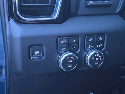 New 2026 GMC Sierra 2500 Denali w/ Denali Reserve Package image 24