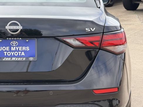 Used 2024 Nissan Sentra SV w/ All-Weather Package FWD image 9