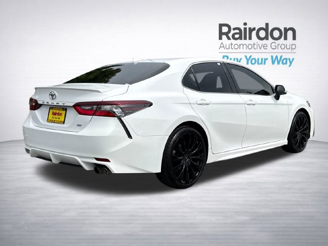 Used 2021 Toyota Camry SE FWD image 7