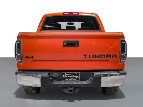 Used 2017 Toyota Tundra SR5 image 7