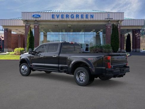 New 2026 Ford F450 Platinum w/ FX4 Off-Road Package image 4