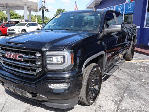 Used 2018 GMC Sierra 1500 SLT w/ All Terrain X Package AWD/4WD image 7