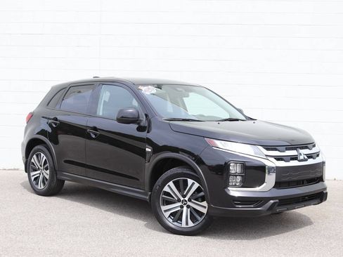 Used 2023 Mitsubishi Outlander Sport SE AWD/4WD image 1