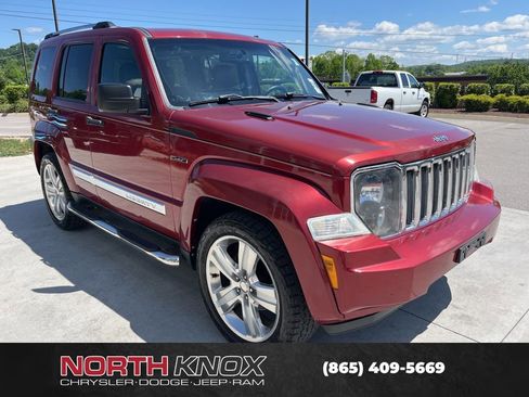 Used 2012 Jeep Liberty Limited Jet w/ Comfort/Convenience Group AWD/4WD image 29
