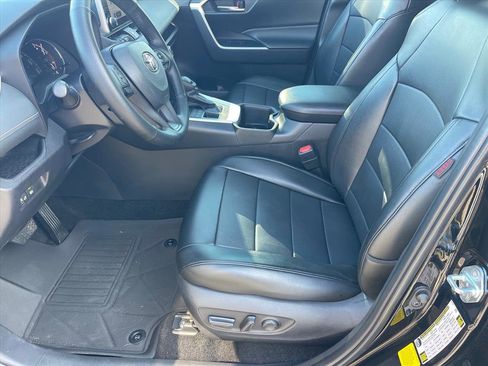 Used 2024 Toyota RAV4 XLE image 10