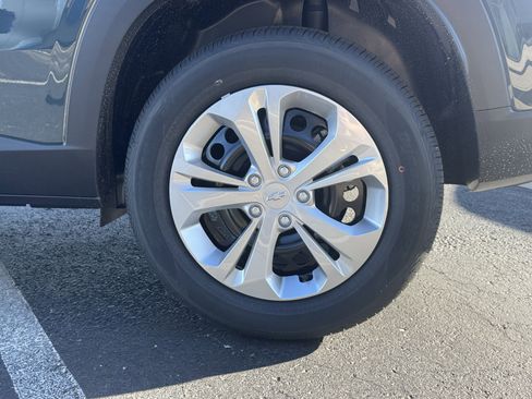 New 2026 Chevrolet Trax LS image 6