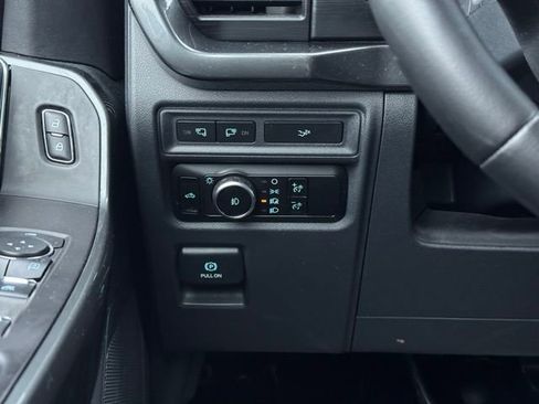 Certified 2023 Ford F150 XLT w/ Equipment Group 302A High image 33