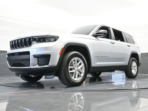Used 2024 Jeep Grand Cherokee L Laredo image 46