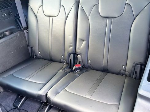 Used 2024 Kia Sorento S w/ Panoramic Sunroof Package FWD image 22