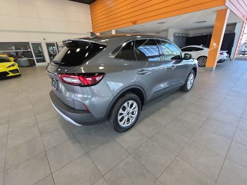 Used 2023 Ford Escape Active AWD/4WD image 8