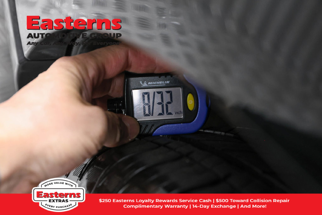 Used 2024 Chevrolet Equinox EV LT w/ LPO, All-Weather Mat Package FWD image 26