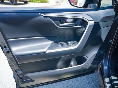 Used 2024 Toyota RAV4 XLE image 9
