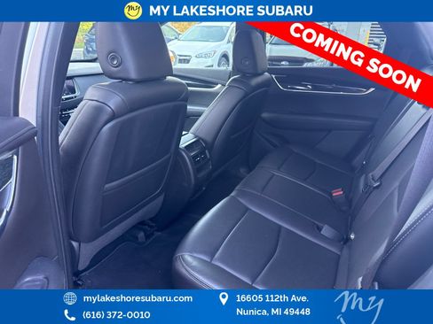 Used 2020 Cadillac XT5 Premium Luxury FWD image 16