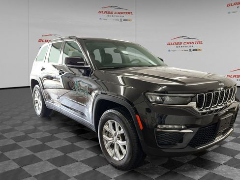 Used 2023 Jeep Grand Cherokee Limited AWD/4WD image 1