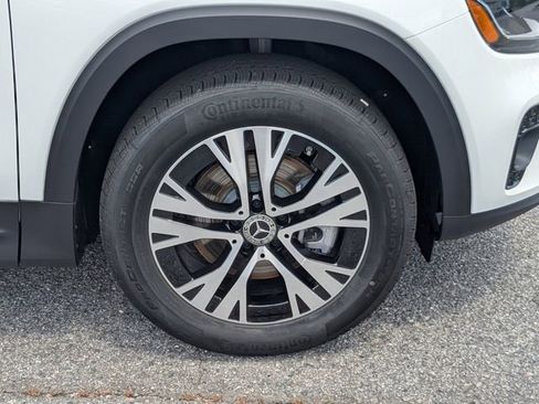New 2025 Mercedes-Benz GLB 250 image 12